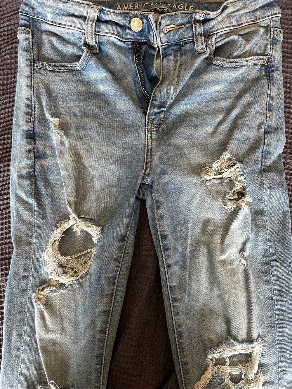 American Eagle Outfitters, Next level stretch, Light Blue Distressed Jeans - Picture 4 of 6